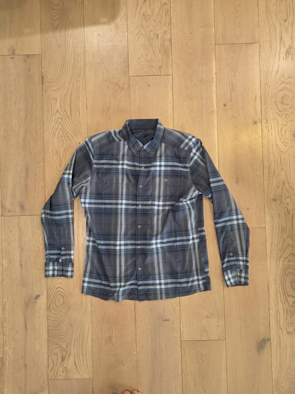 Men's Blue Plaid Button-Up Shirt